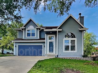 3609 NW Hidden Pointe Dr, Blue Springs, MO 64015
