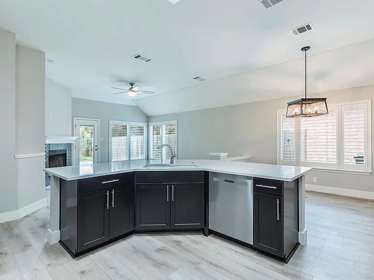 16704 Tomcat Dr — Photo 14