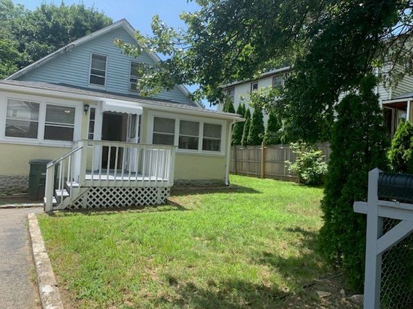 253 Sylvan St