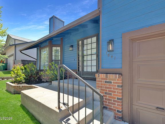 3rd image of 1641 Ashbury Ln
