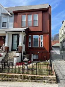 83-12 94th St, Woodhaven, NY, 11421