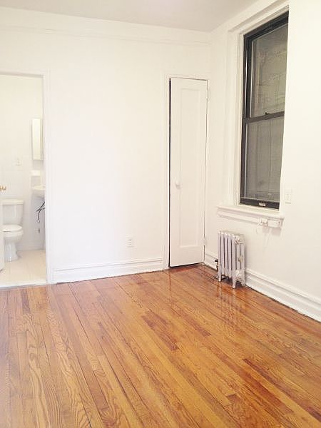2nd image of 2194 3rd Ave APT 3C