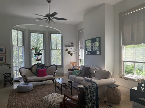 215 E Bolton St, Savannah, GA 31401