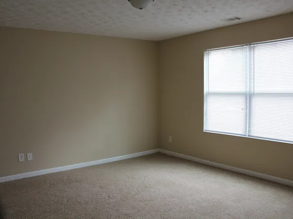 12104 Fairington Ridge Cir, Lithonia, GA 30038