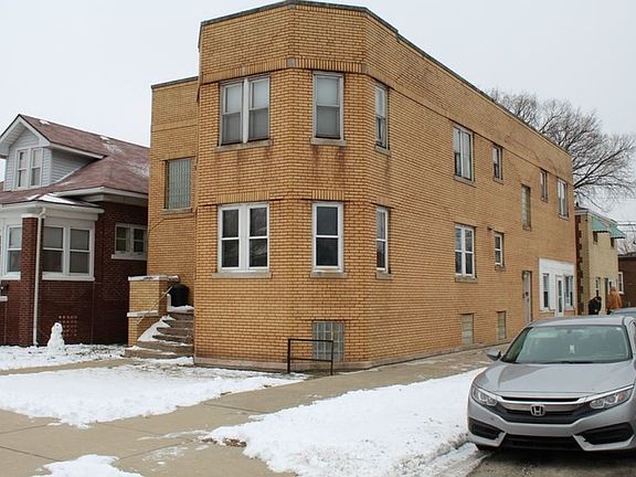 2nd image of 2104 Lincoln Ave #2F
