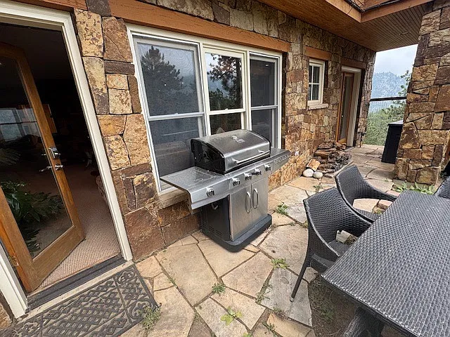 166 Gillespie Spur #A — Photo 10