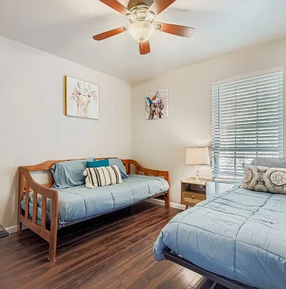 7203 Barnsdale Way — Photo 18