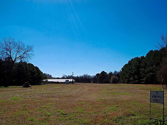 2nd image of 4607 County Road 1342 #43