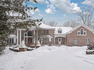 2140 County Line Rd, Gates Mills, OH 44040