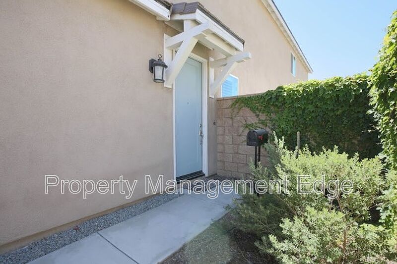 1st image of 30205 Chamonix Cir Unit B