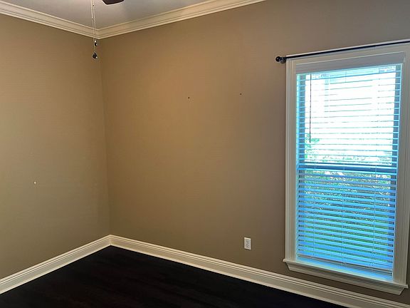 4th image of 13 Sienna Ln
