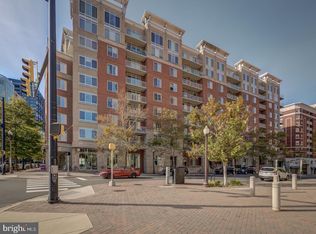 820 N Pollard St APT 604, Arlington, VA 22203