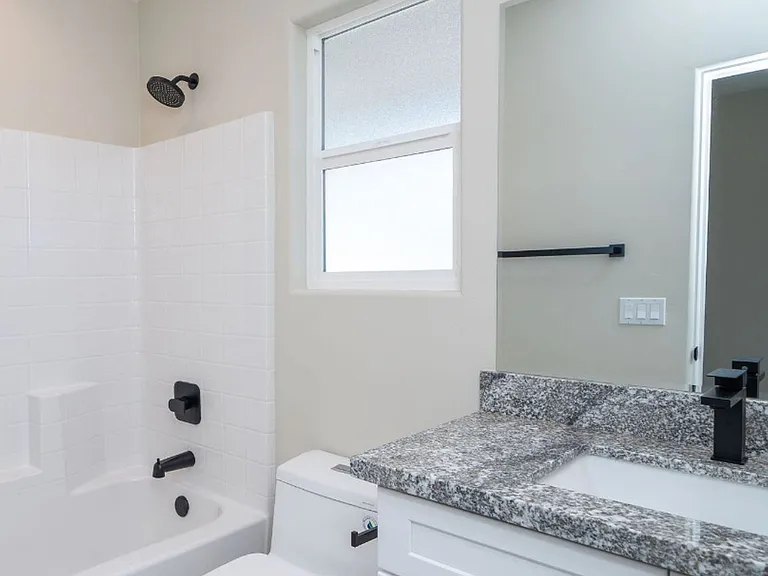 2501 McCulloch Blvd N — Photo 7