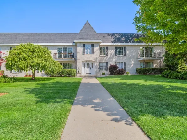 2231 Martha St APT D-1, Highland, IN 46322