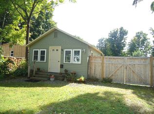 4 Bushnell Ave, Chatham, NY 12037
