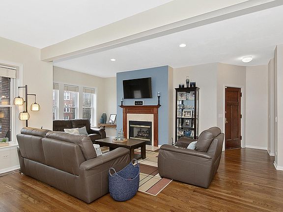 4th image of 6458 N Glenwood Ave #1N