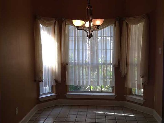 5th image of 4020 W Esplanade Ave S