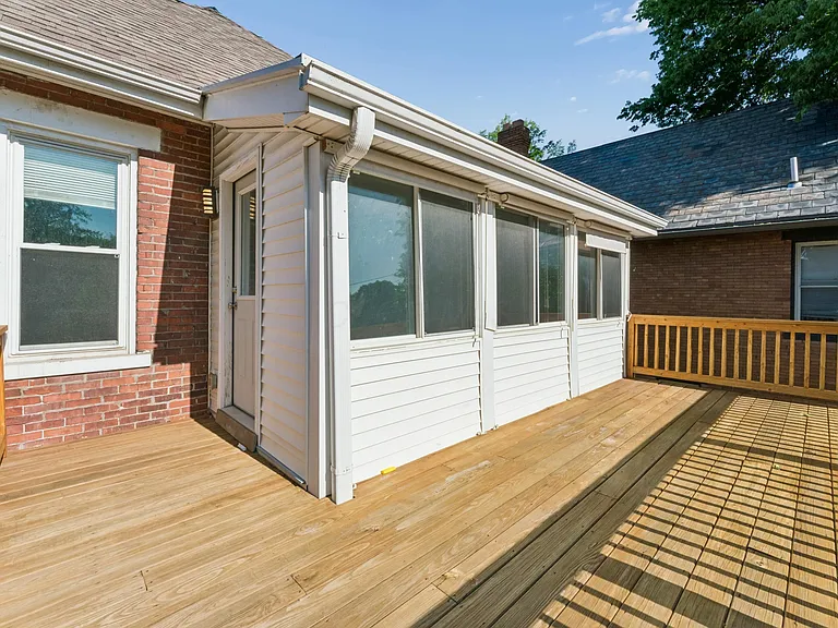 382 Morrison Ave — Photo 12
