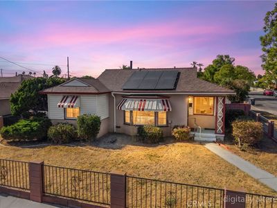 1517 W Borchard Ave, Santa Ana, CA, 92704