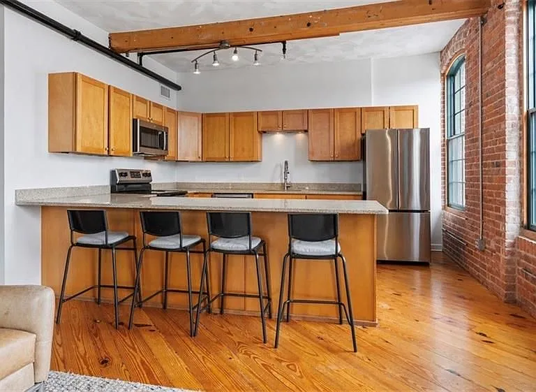 407 Pine St #305 — Photo 8