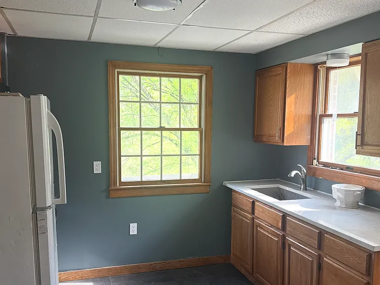 6625 Library Rd — Photo 8