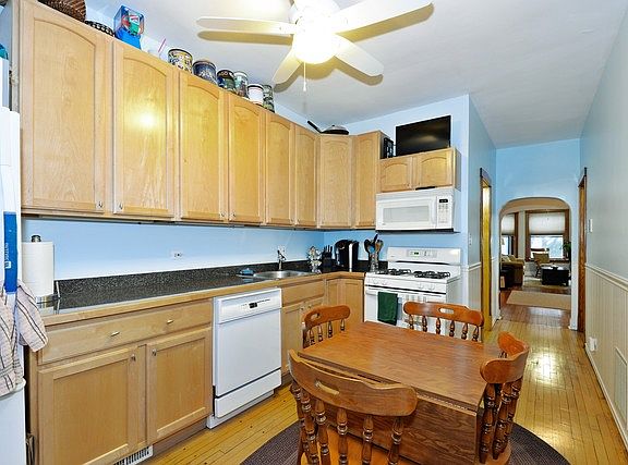4th image of 3309 N Monticello Ave