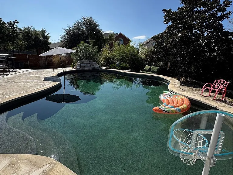 17800 Kilkenny Dr — Photo 24