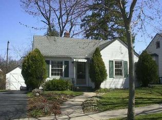 705 Hutchins Ave, Ann Arbor, MI