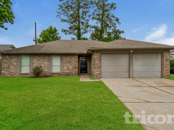 2047 Lexington Woods Dr, Spring, TX 77373