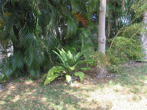 5th image of 16214 Porto Bello St