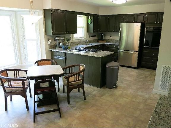 4th image of 4008 Maureen Ln