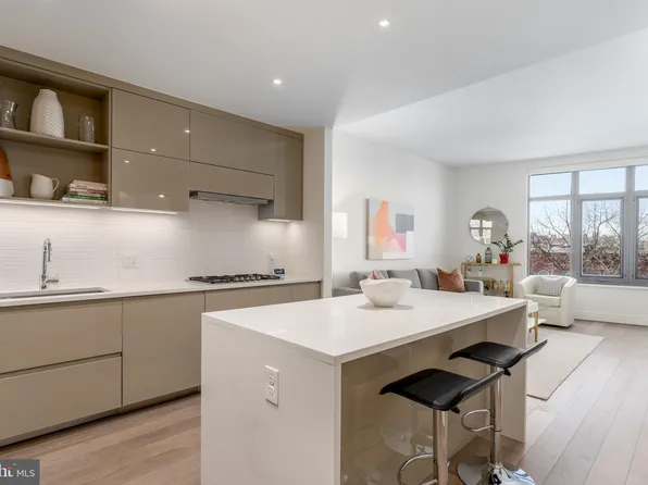 810 O St NW APT 403, Washington, DC 20001