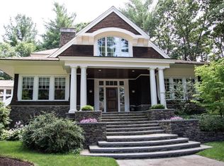 12 Kings Row, Cumberland, RI 02864