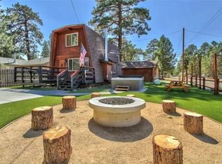 580 San Bernardino Ave, Sugarloaf, CA 92386