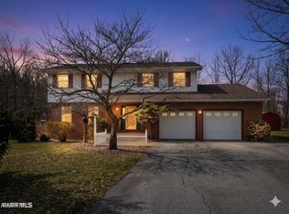 191 Godfrey Ln, Hollidaysburg, PA 16648