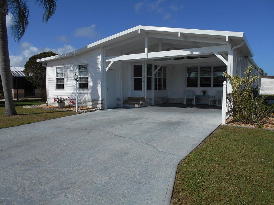 1st image of 924 Jacaranda Dr