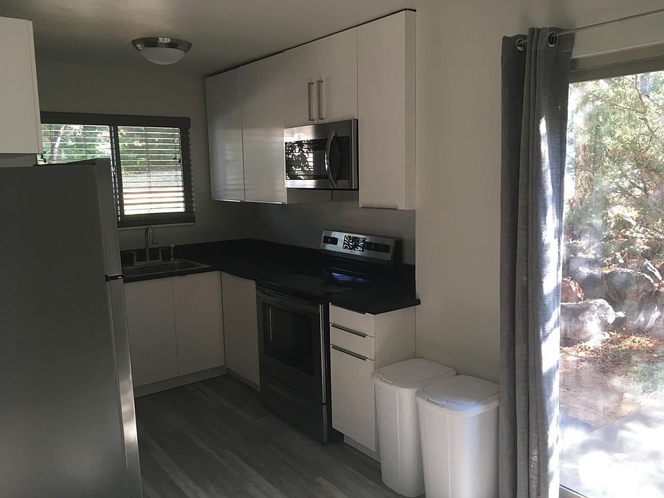1st image of 1819 S Laurelhurst Dr