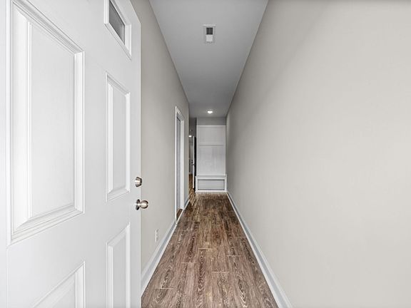 3rd image of 216B Drayton Dr