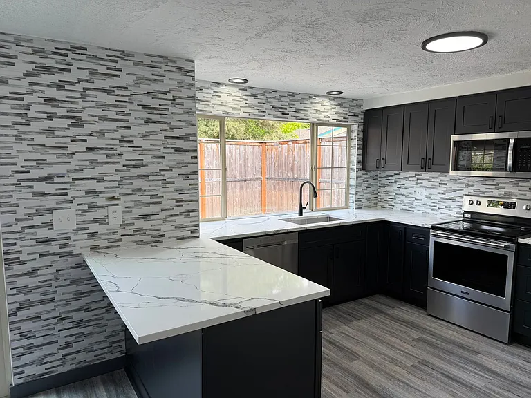 3769 Kevington Ave — Photo 11