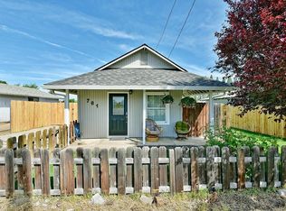 761 Hazel St, Central Pt, OR 97502