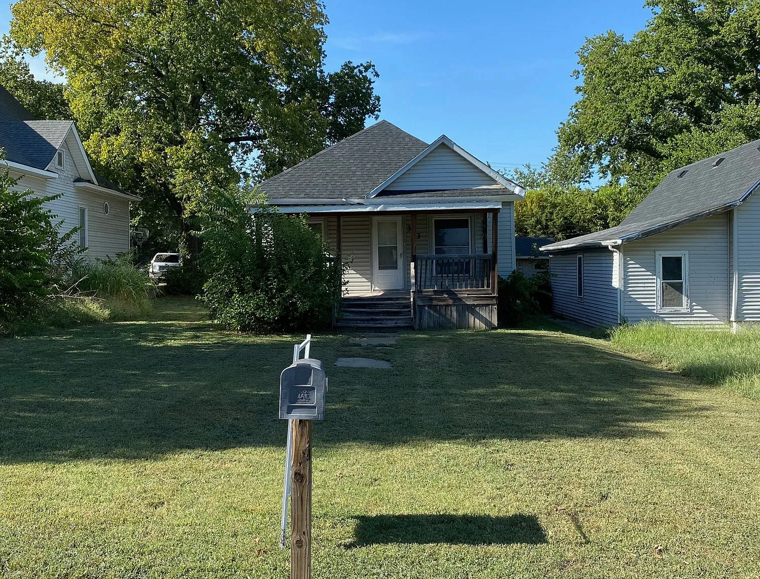 313 E Lincoln Ave — Photo 1