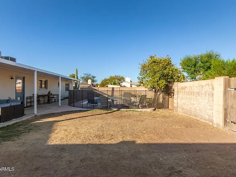 3215 S Kachina Dr — Photo 31