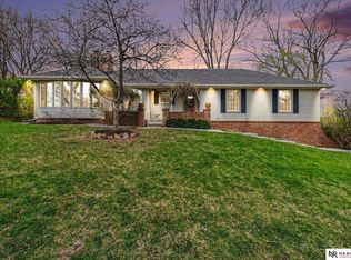 1702 S 110th St, Omaha, NE 68144