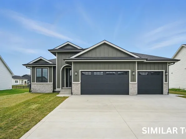 1713 Summit Cir NE, Bondurant, IA 50035