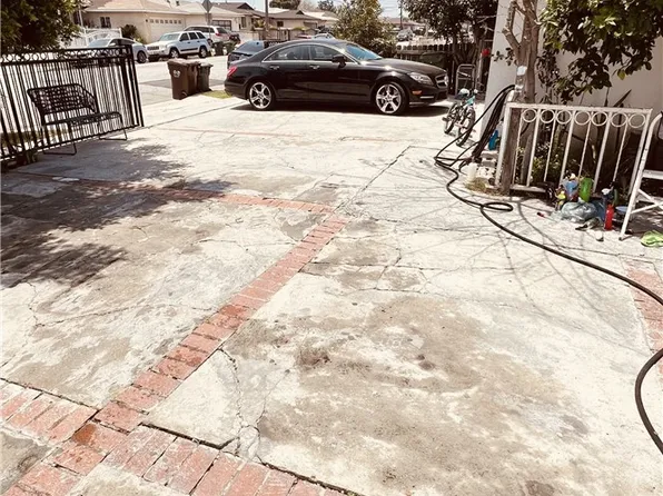 809 W 156th St, Compton, CA 90220