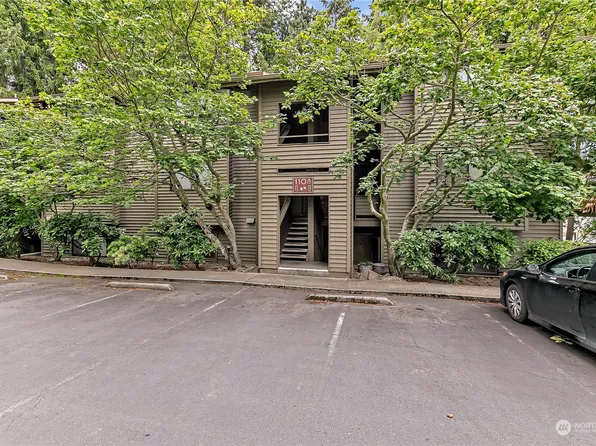 110 SW 116th Street #A13, Seattle, WA 98146