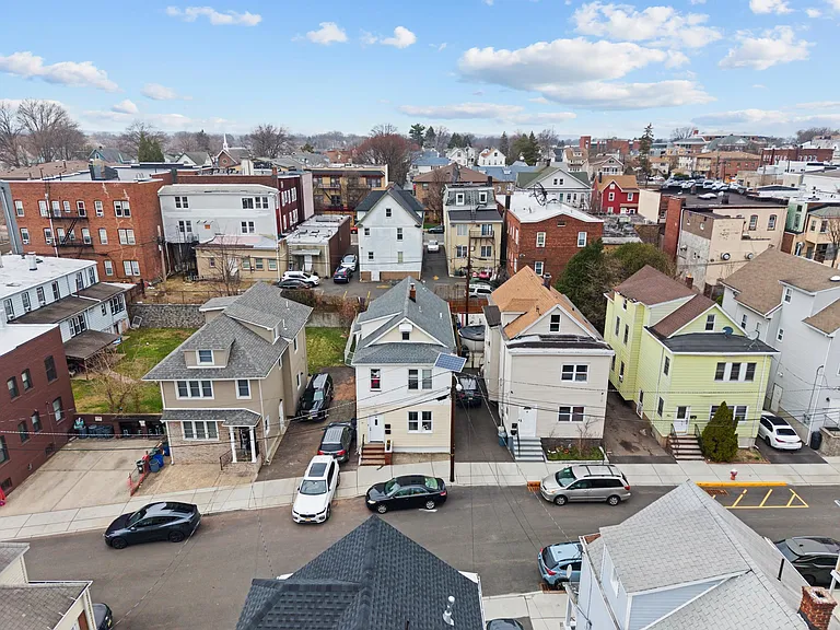 3 Edison Pl #1 — Photo 20