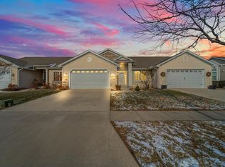 2817 Roxboro Dr, Ames, IA 50010