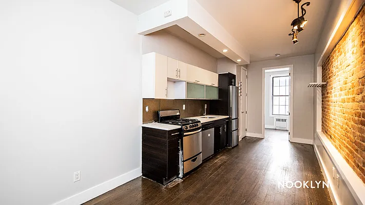 Rented by Nooklyn NYC LLC | media 2