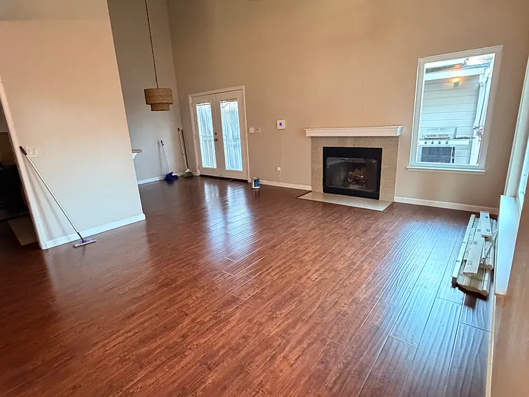 118 Village Ct — Photo 9